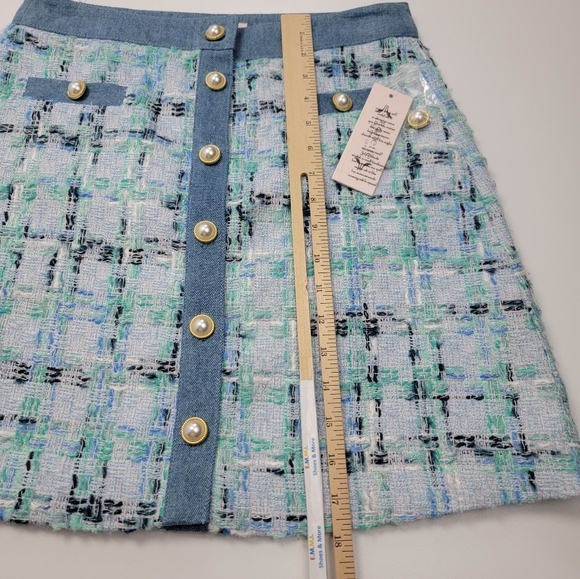 Nanette Lepore Tweed Skirt Women’s Size S Pearl Button Lite Blue Multi Plaid New - Picture 8 of 12